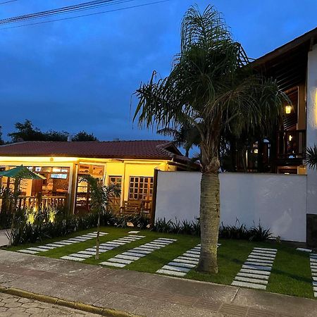 Pousada Buena Onda - Garopaba-Sc - 50M Da Praia エクステリア 写真
