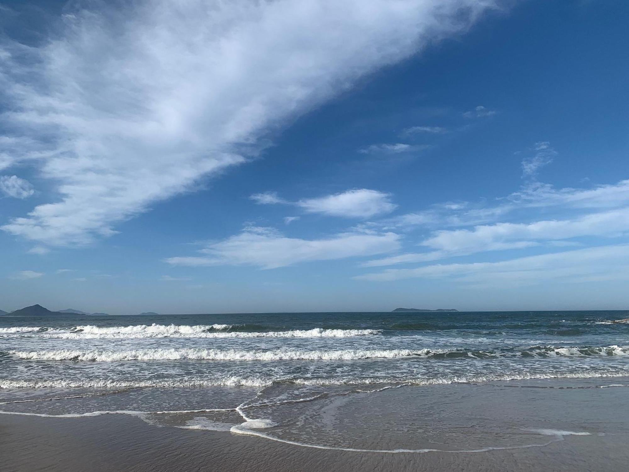 Pousada Buena Onda - Garopaba-Sc - 50M Da Praia エクステリア 写真